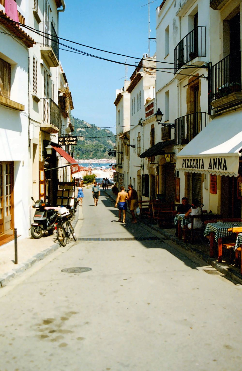 A street in a beach town in Catalunya